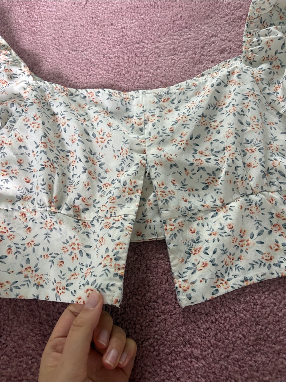 SHEIN Cottagecore Floral Puff Sleeve Crop Top Size Large - Picture 7 of 9